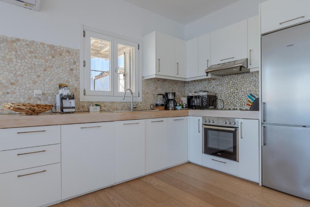 Uno Luxury Apartment With Sea View Livadia  Eksteriør billede
