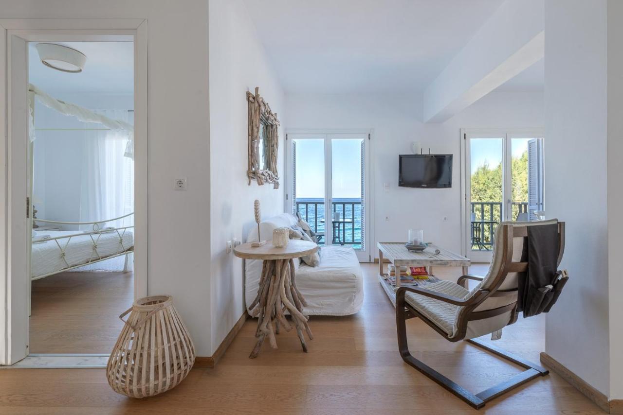 Uno Luxury Apartment With Sea View Livadia  Eksteriør billede