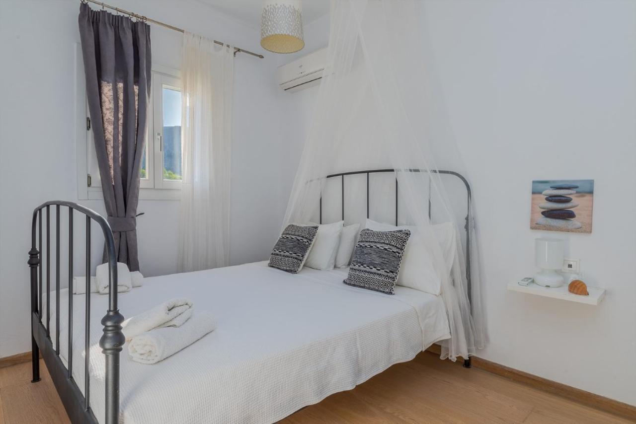 Uno Luxury Apartment With Sea View Livadia  Eksteriør billede